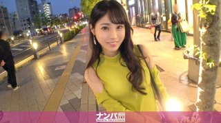 Seriously Soft, First Shot. 1964 [Superb Neck] Picking Up An Older Sister With Model-Class Style! Perhaps Because She Is Lonely Without A Boyfriend, She Accepts Our Invitation And Exposes Her Beautiful Body To The Camera! She Squirts With High-Speed Fingering, And Moans As Her Vagina Is Penetrated! (Sana Ueda)